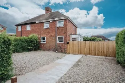 Image de Comfort & Convenience in Telford – Cozy 3-Bedroom Home