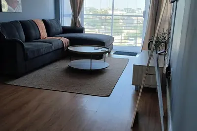 Image de Convenience, comfort, and coastal living.