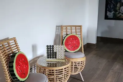 Spacious Luxe Art House