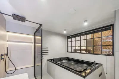 Image de Kaza Bella – Paris Brancion | House with Jacuzzi