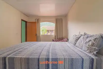 Image de Casa em Ubatuba a 750m da Praia de Pereque-Acu