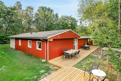 \"Marino\" - 600m from the sea by Interhome