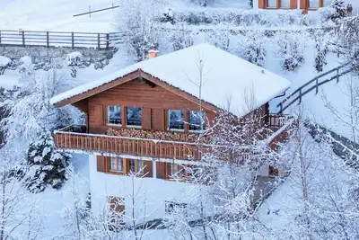 Image de Chaleureux chalet avec jolie vue pour 6/8 personnes tout proche du centre