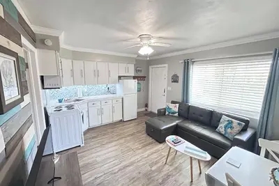Image de Clearwater Beach Chic 1br Suite in Boutique Motel just steps away from the sand