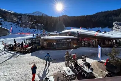 Image de Front de neige Appartement  La Tania Courchevel