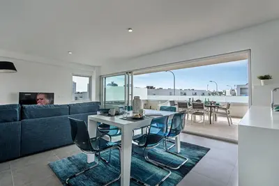 Image de Appartement moderne avec piscine partagée, Wi-Fi et climatisation à Albufeira