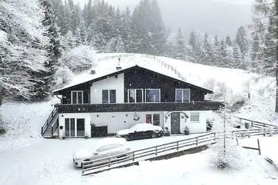 Beautiful Apartment at the ski slope!