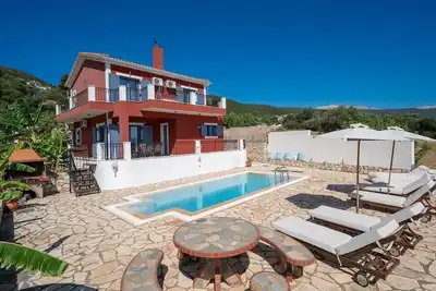 Image de Sunrise Villa - Trois Chambres Villa, Couchages 5