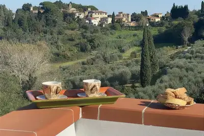 Image de Cozy 2-bedroom house in charming Usigliano with breathtaking views