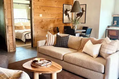 Image de Cozy Western Cowboy Cottage in Kanab, Fire pit, Close to Zion National Park