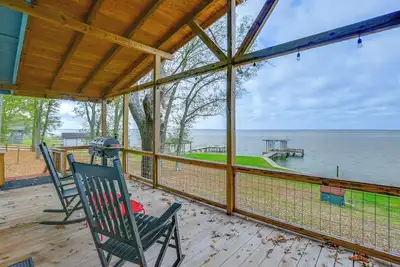 Image de Dock + Fire Pit: Tranquil Home on Lake Livingston