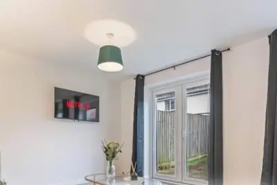 Image de Spacious 4-Bed Home Near Cribbs & Bristol