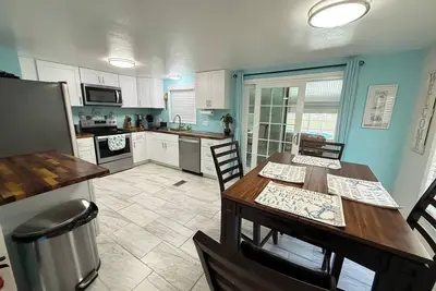 Image de Family Oasis 2br pool 2 acre Bring your Boat or Rv, 10 minutes from the springs.