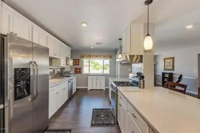 Image de Spacious furnished 2-bedroom house with Ac in 55+ Fos