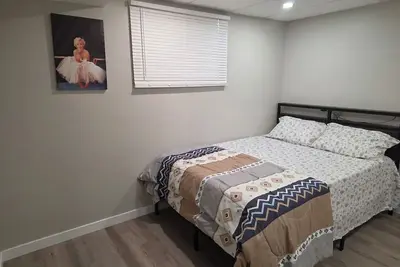 Image de Serene 2-bedroom lodge with Ac in charming Winnipeg
