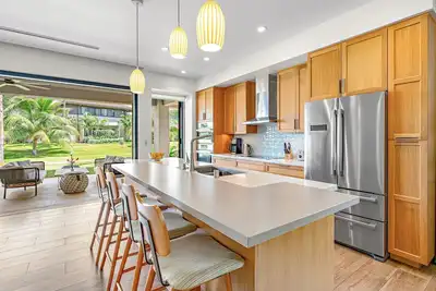 Image de Maui Resort Rentals: 6br Retreat at Luana Garden Villas, Private Villas Only Steps from the Beach!