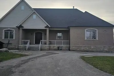 Image de 3 Bedroom Bungalow Upper Floor