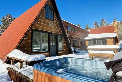 Image de Private Secluded Chalet Near Jackson Hole – Hike, Ski, Fish & Hot Tub