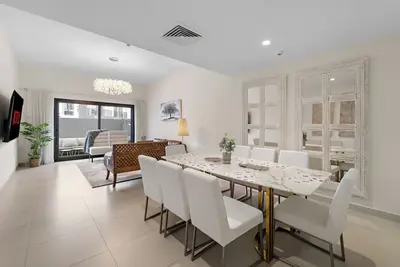 Image de Luxury 4 Bed Villa, with Private Garden, Pool/Gym Access