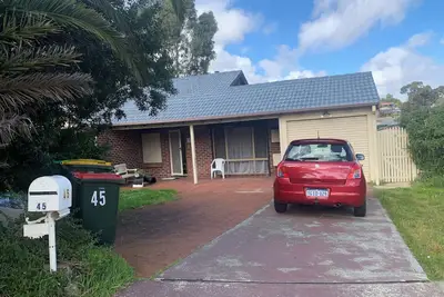 Image de Near Ecu University / beaches / shopping / transportation hub