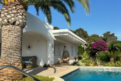 Image de B5 Villa Sueños - Private pool, sea views, and only a short walk to the beach!