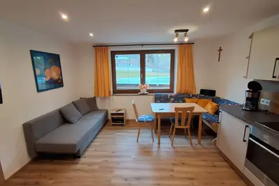 Image de Appartement « Haus Wildenbach » avec vue sur la montagne, terrasse privée et Wi-Fi