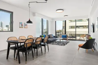 Image de Nechmia 3br SeaView apartment in lovely Tel Aviv-Yafo with Ac