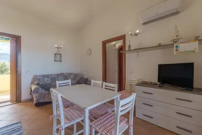 Image de Appartement 'Casa Vacanze Pesca' avec terrasse privée, balcon et climatisation