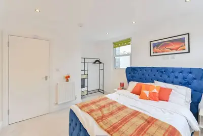 Image de Cosy Skylight Wimbledon chase Flat. \nEasy acc to London eye, W/ Tennis & A3.