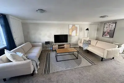 Image de Maison-Confort-Salle de bain partagée-Vue sur Rue