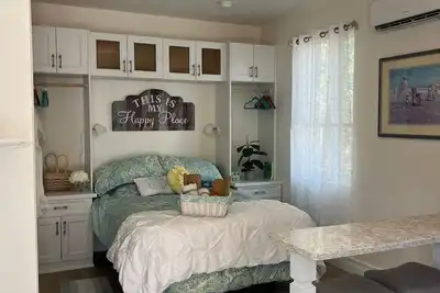 Image de \"Pine Haven\"  Casita, 1 Br, relax among the peaceful pines in rural Florida