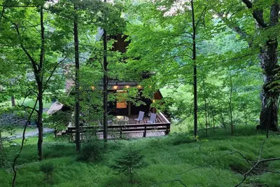 Image de A-Frame 4-bedroom cottage with Ac in charming Windham