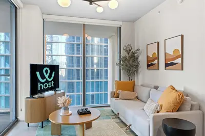 Image de Near Bayside Condo | City view | Free Parking