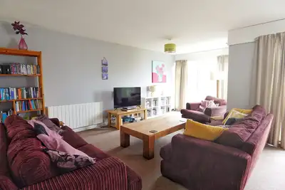 Image de 3 Bedroom Tamar Lodge at Honicombe Village with pool access