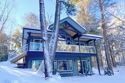 Image de Family Winter Fun, Ev Chrgr, Fireplace, Welcome 55+ Games