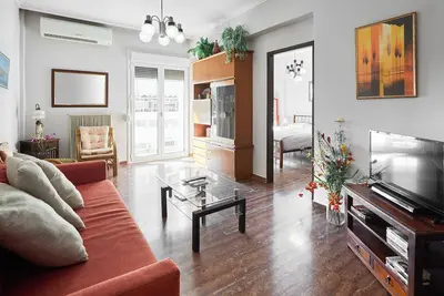 Image de Spacious 4-bedroom apartment in wonderful Chania City Center with Ac and Boiler