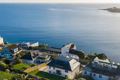 Image de Extraordinary 4 bedroom new home in Mevagissey overlooking the sea and beach - Cinema Den, Parking,