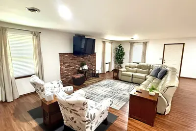 Image de Serenity in Town 2-bedroom, 4 beds house in charming Farmington