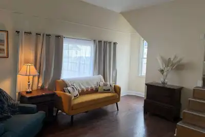 Image de 3-bedroom bungalow in the heart of Crater City, near airport Lmu & hiking trails