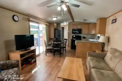 Image de Relaxing Family Getaway Near Beach, Pool & Outdoor Fun