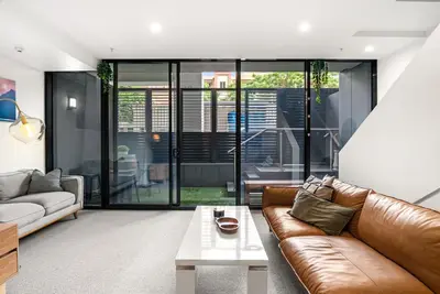 Image de Modern Carlton Living Minutes to Cbd