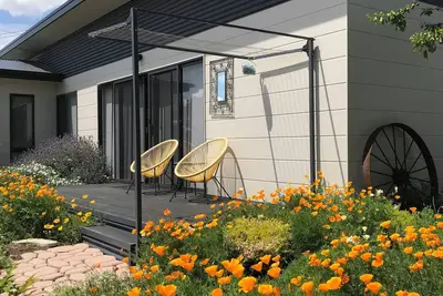 Image de Guesthouse retreat with free secure parking - work and relax in Canberra South