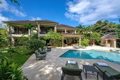 Image de 6br Modern Villa w/ Private Pool and Staff-Tektv