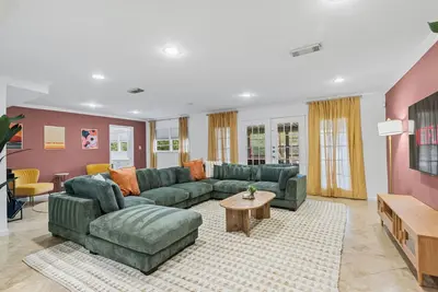 Image de 4 Br home 2 mins to Nrg, 5 mins Med Center