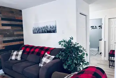 The Lazy Bear Hollow