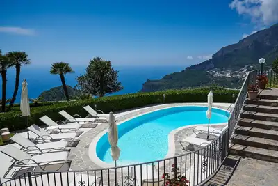 Image de Villa Favara – Refuge de Luxe et de Charme avec Piscine Privée