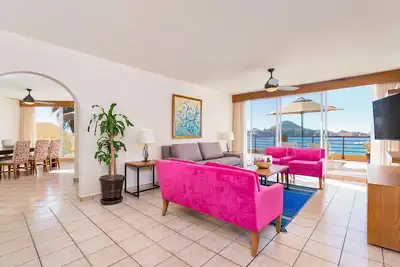 Image de Premium Three Bedroom Condo at Villa del Palmar Resort