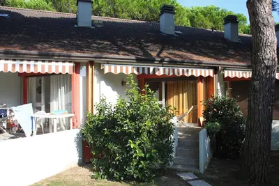 Image de Appartement confortable avec accès à la piscine