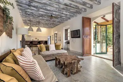 Image de Family villa with private pool near Palma, ideal for groups of up to 10 people