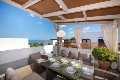 Image de Salle de sport • Jacuzzi • Bar extérieur